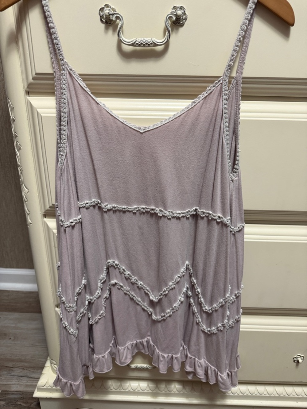 POL Lavender Crochet Trim Sleeveless Tank Top